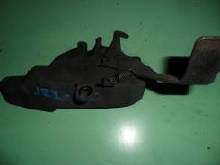 Замок капота. Toyota Chaser, JZX100 Двигатель 1JZGTE