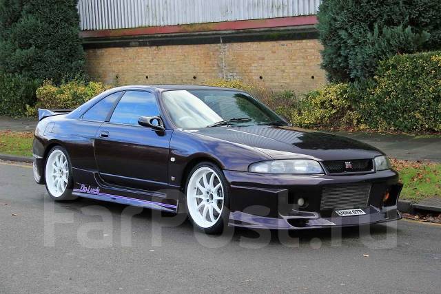 Nissan skyline er33