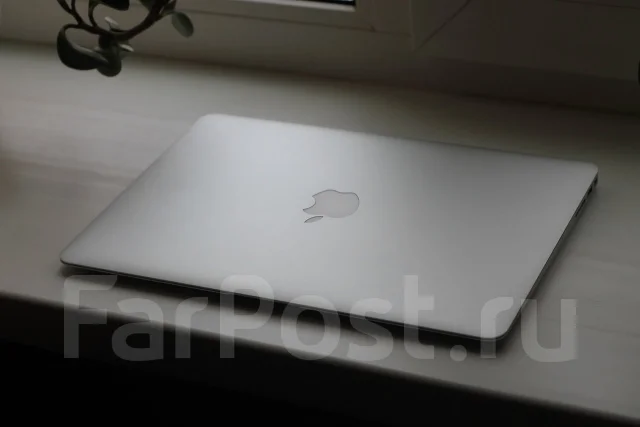 Apple MacBook Air 13 2013 Mid MD760. 2,6����, ��� 4 ��, ���� 120���, Bluetooth: 1, ����������� �� 12��. ����