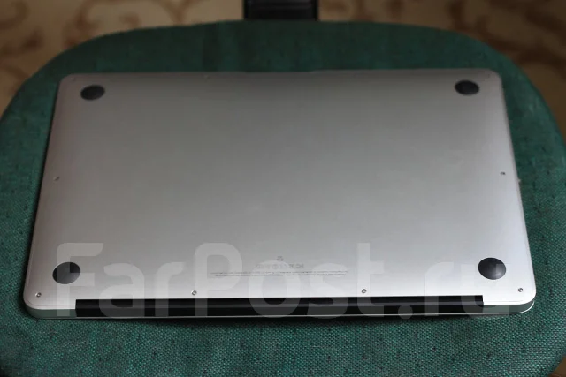 Apple MacBook Air 13 2013 Mid MD760. 2,6����, ��� 4 ��, ���� 120���, Bluetooth: 1, ����������� �� 12��. ����