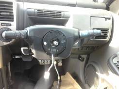 Блок подрулевых переключателей. Nissan X-Trail, NT30 Двигатель QR20DE