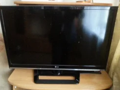LG 32ls5600. LCD (��)