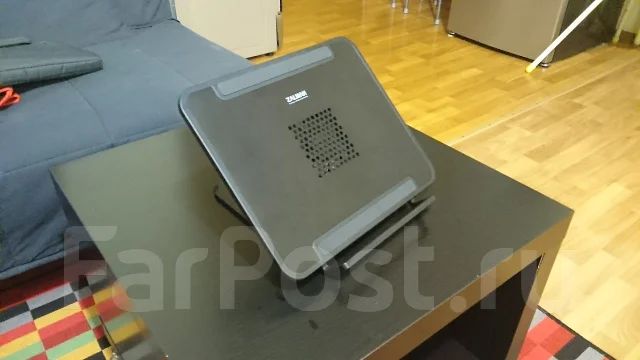 Asus Eee PC T101MT. 1,7����, ��� 2048 ��, ���� 320���, WiFi: 1, Bluetooth: 1, ����������� �� 6��. ����
