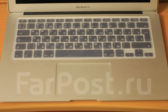 Apple MacBook Air 13 2013 Mid MD760. 2,6����, ��� 4 ��, ���� 120���, Bluetooth: 1, ����������� �� 12��. ����