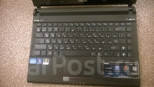 Asus U36SD. 2,4����, ��� 4 ��, ���� 750���, WiFi: 1, Bluetooth: 1, ����������� �� 5��. ����