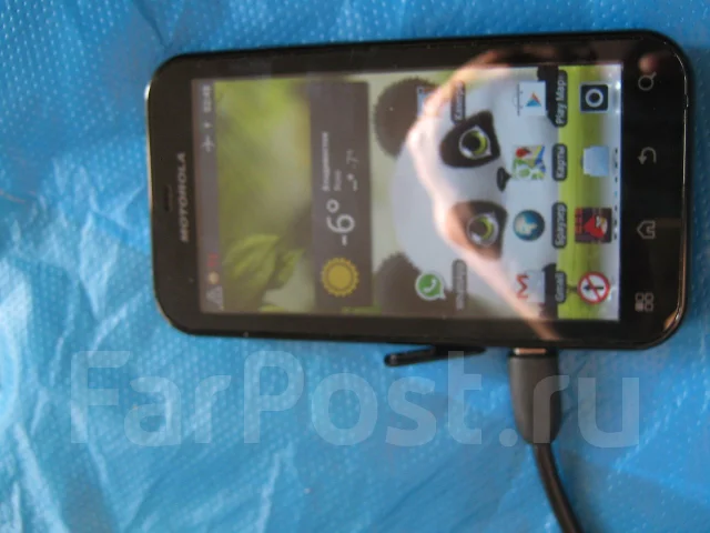 Motorola Defy+. �/� ����