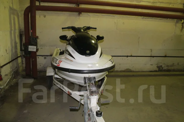 Yamaha WaveRunner. 2000 ��� ����