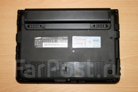 Samsung N210. ��� 2048 ��, ���� 320���, WiFi: 1, Bluetooth: 1 ����
