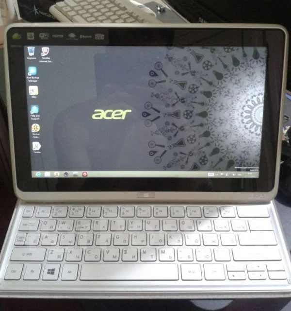 Acer Iconia Tab A501 64Gb ����