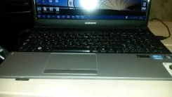 Samsung 300E5A. 2,2����, ��� 4 ��, ���� 500���