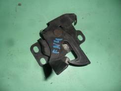 Замок капота. Honda Stepwgn, RF4 Двигатель K20A