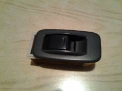 Кнопка стеклоподъемника. Toyota Camry, SV30
