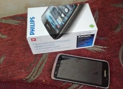 Philips Xenium W832. �/�