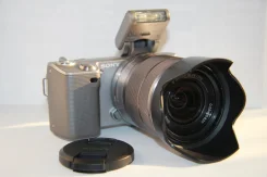 Sony Alpha NEX-5. 10 - 14.9 �� ����