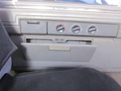 Блок управления климат-контролем. Ford Spectron Mazda Ford Spectron