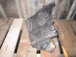 Крепление компрессора кондиционера. Isuzu Forward, FRR35 Двигатель 6HL1