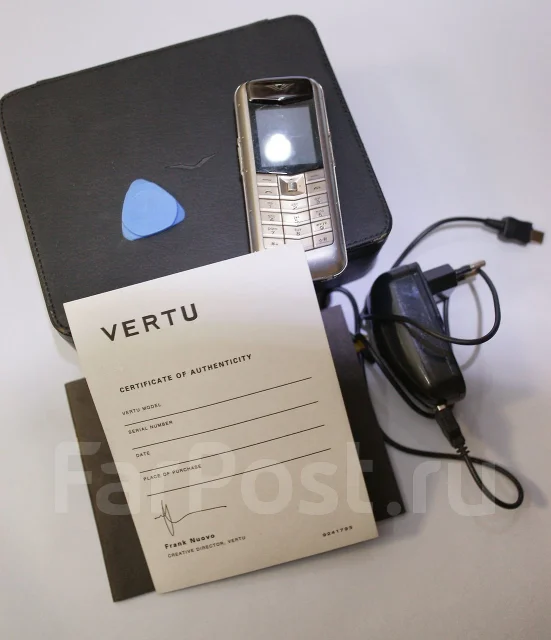 Vertu Constellation. �/� ����