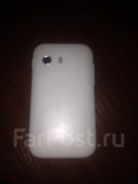 Samsung Galaxy Y ����