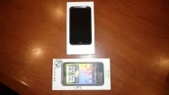 HTC Desire HD. �/�