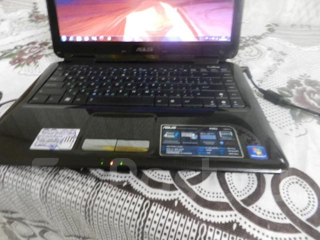 Asus K40IJ. 1,9����, ��� 3072 ��, ���� 250���, WiFi: 1, Bluetooth: 1, ����������� �� 1��. ����