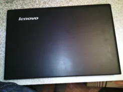 Lenovo G500. 1,9����, ��� 2048 ��, ���� 500���, WiFi, Bluetooth, ����������� �� 6��. ����