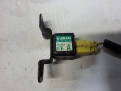Датчик airbag. Nissan Prairie, PNM12, PM12, RNM12, RM12 Nissan Liberty, PNM12, RM12, PM12, RNM12 Двигатели: SR20DET, QR20DE, SR20DE