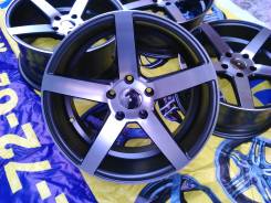 Vossen. 8.0/9.0x18, 5x120.00, ET25/25, ЦО 74,1 мм.