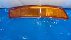 Повторитель поворота в бампер. Toyota Corolla, AE104, EE107, CE101, CE105, AE102, CE107, AE100, CE109, EE105, EE103, EE101, CE101G, CE102G, AE103, AE1...