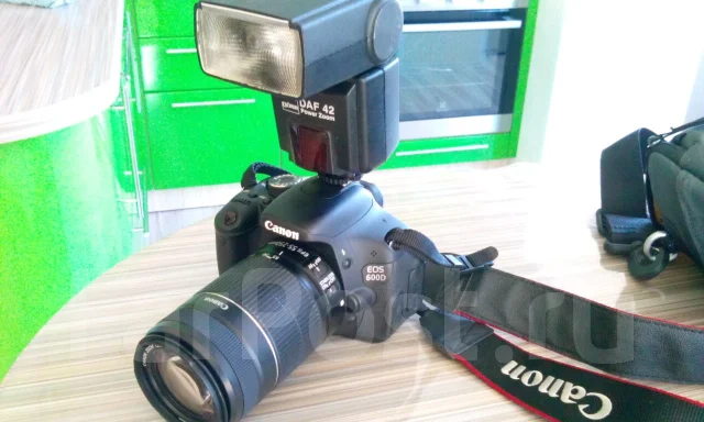 Canon EOS 600D Kit ����