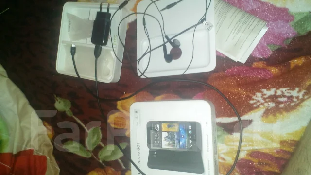 HTC Desire 600 ����