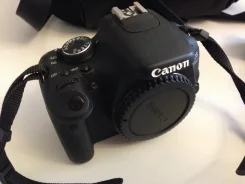 Canon EOS 600D Body ����