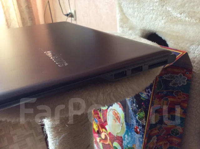 Samsung 535U3C-A04. 2,1����, ��� 4 ��, ���� 500���, WiFi: 1, Bluetooth: 1, ����������� �� 2��. ����