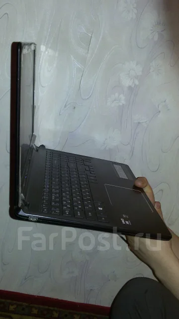 Acer Aspire V5-552G. WiFi: 1, Bluetooth: 1, ����������� �� 7��. ����