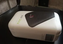 HTC One X+ ����