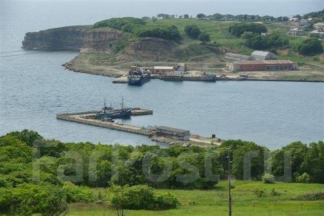 5 бухт. Мысовой Приморский край. Бухта пяти охотников большой камень. Бухта пяти охотников Приморский край. Поселок Мысовой Приморский край мыс.