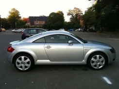Audi TT ����