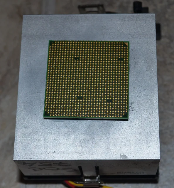 AMD Athlon 64 X2 ����
