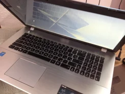 Asus X750LN. 2,0����, ��� 8 ��, ���� 1 000���, WiFi, Bluetooth, ����������� �� 4��.
