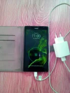 Huawei Ascend Mate. �/�