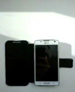 LG Optimus L7. �/�