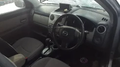Mazda Verisa. DC5W, ZY ����