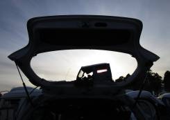 Крышка багажника. Toyota Vitz