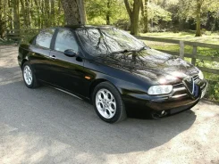Alfa Romeo 156 ����
