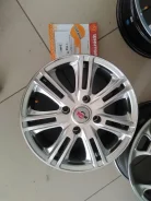 Red Wheel. 6.5x15", 4x114.30 ����