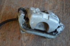 Суппорт тормозной. Toyota Highlander, ASU40, GSU40, GSU40L, GSU45, GVU48, MHU48, GSU45L Двигатели: 1ARFE, 2GRFE, 2GRFXE, 3MZFE
