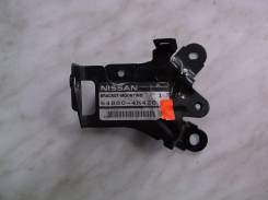 Крепление. Nissan: Bluebird Sylphy, Tino, Serena, AD, Almera Tino, Almera, Sunny, Wingroad Двигатели: QG18DE, QR20DD, QG15DE, QG18EM295P, SR20DE, QR20...