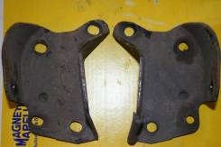 Крепление балки подвески. Renault Megane, BM, EM, KM, KM02, KM05, KM0C, KM0F, KM0G, KM0H, KM0U, KM13, KM1B, KM1F, KM2Y, LM05, LM1A, LM2Y Renault Logan...