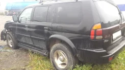 Mitsubishi Montero ����