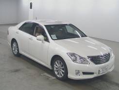 Toyota Crown. GRS200