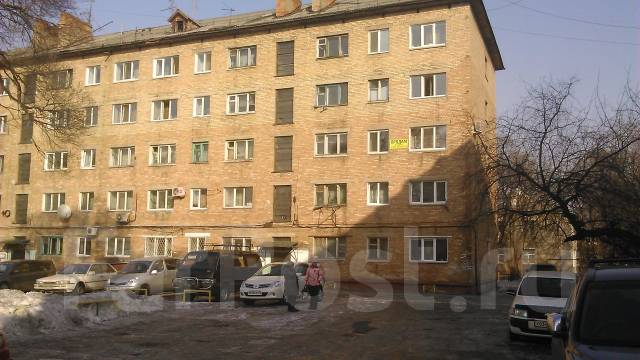 Гостинки уссурийск. Комсомольская 52 Уссурийск. Комсомольская улица, 52. Горького 52 Уссурийск. Б Комсомольский 52 фото.